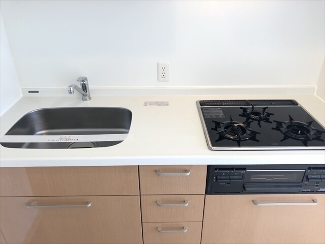 ホワイトタワー浜松町の物件内観写真