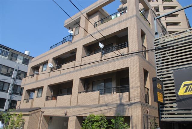 フリーディオ西麻布の物件外観写真