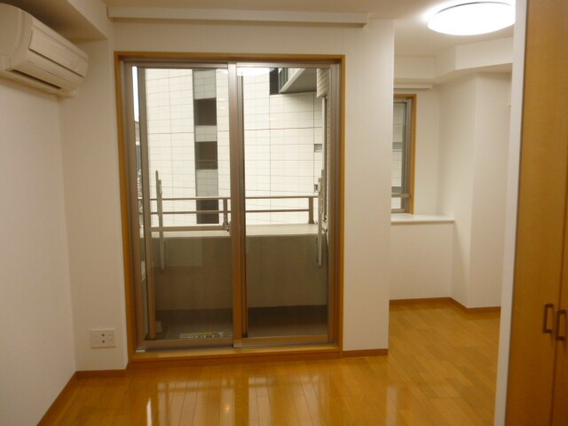 コンフォリア芝公園の物件内観写真