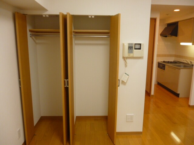 コンフォリア芝公園の物件内観写真