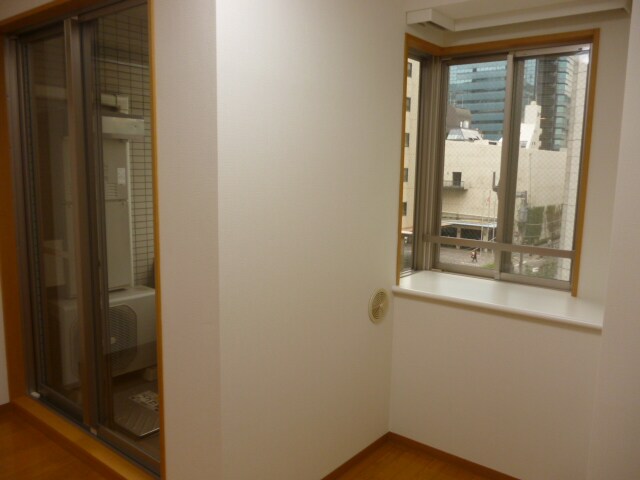 コンフォリア芝公園の物件内観写真