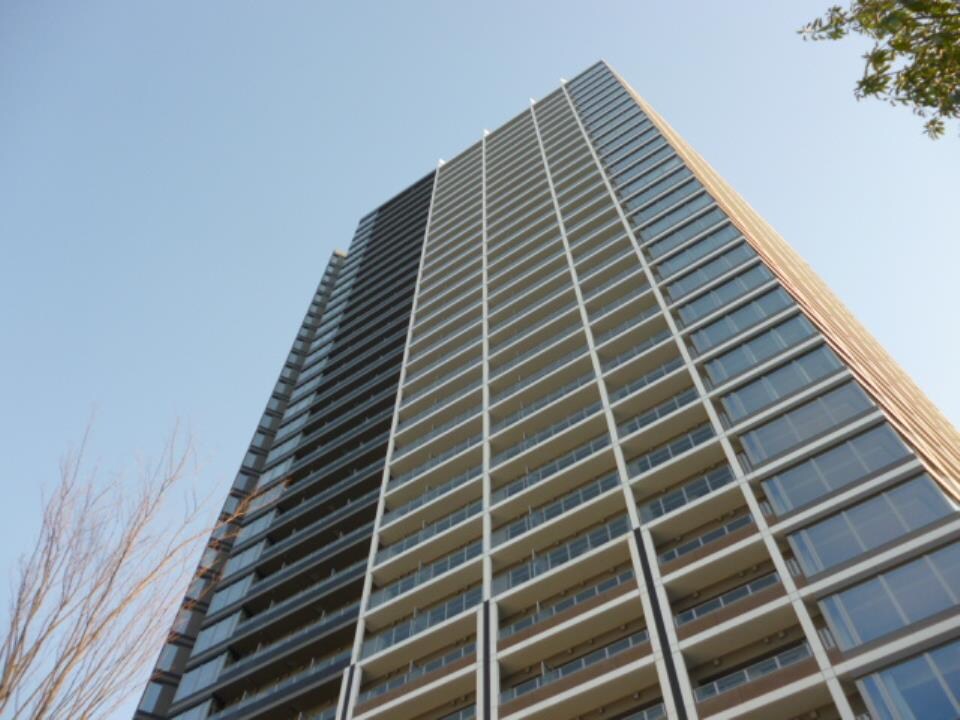 グローバルフロントタワーの物件外観写真