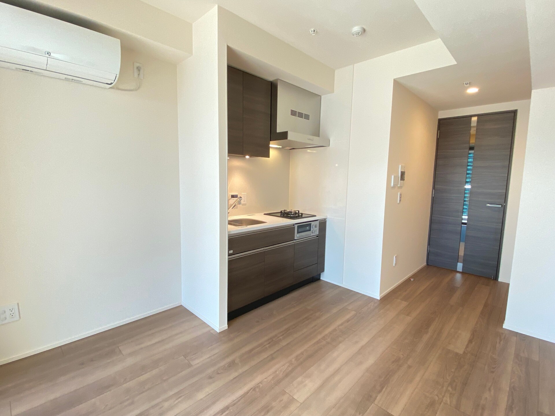 白金ザ・スカイ東棟（SHIROKANE THE SKY）の物件内観写真