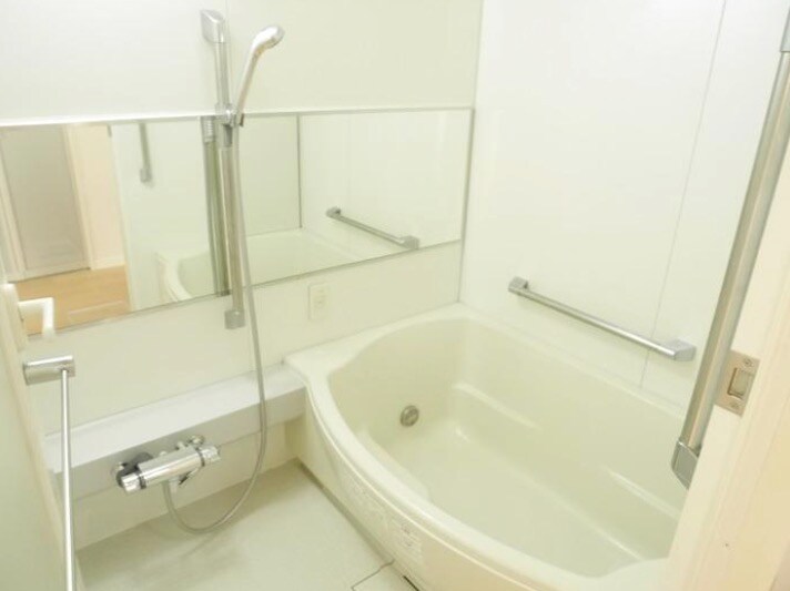 シャレール広尾２号棟　の物件内観写真