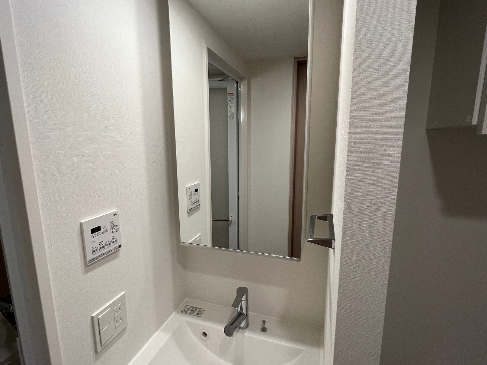 ラティエラ上野入谷の物件内観写真