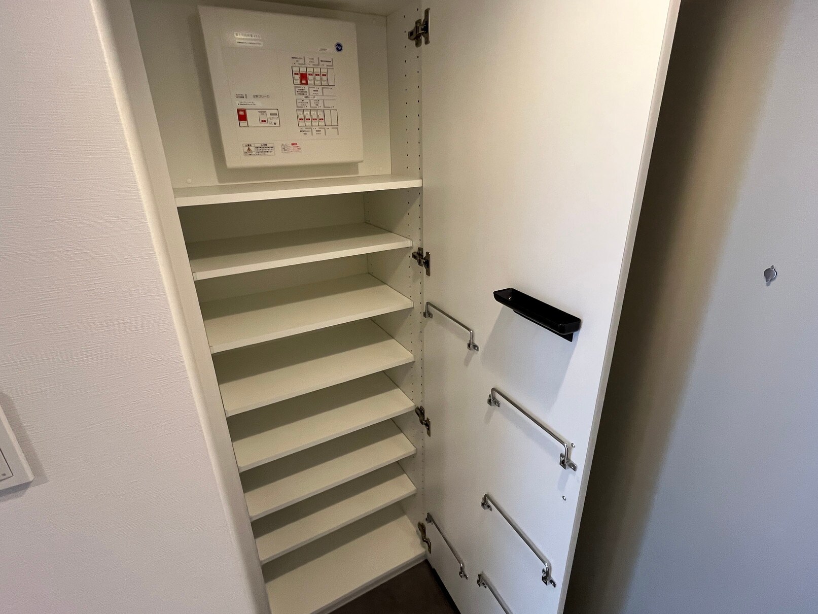 ラティエラ上野入谷の物件内観写真