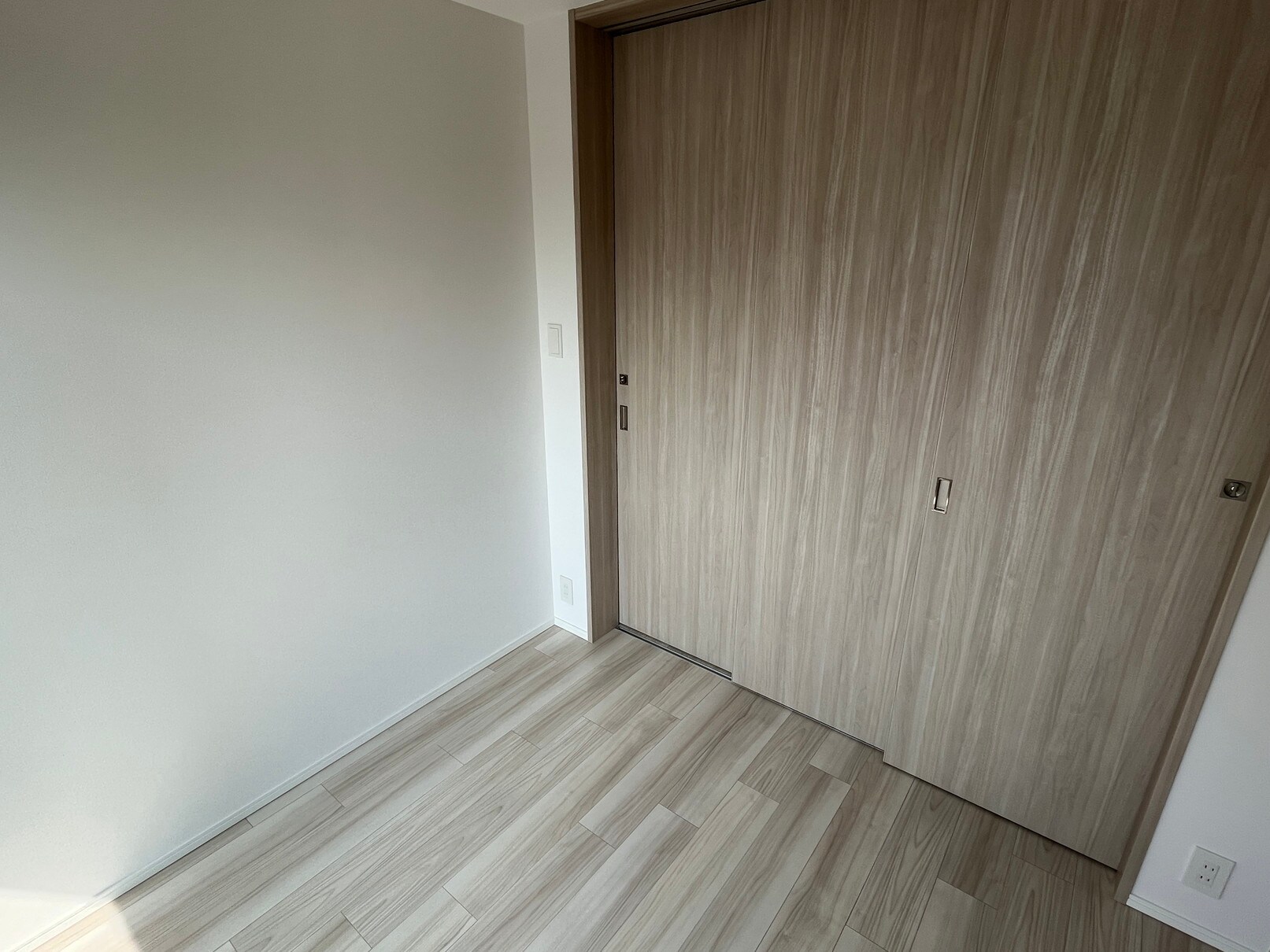 ラティエラ上野入谷の物件内観写真