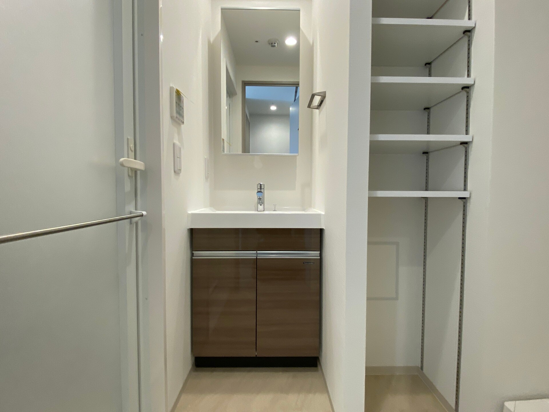 ドゥーエ入谷IIの物件内観写真