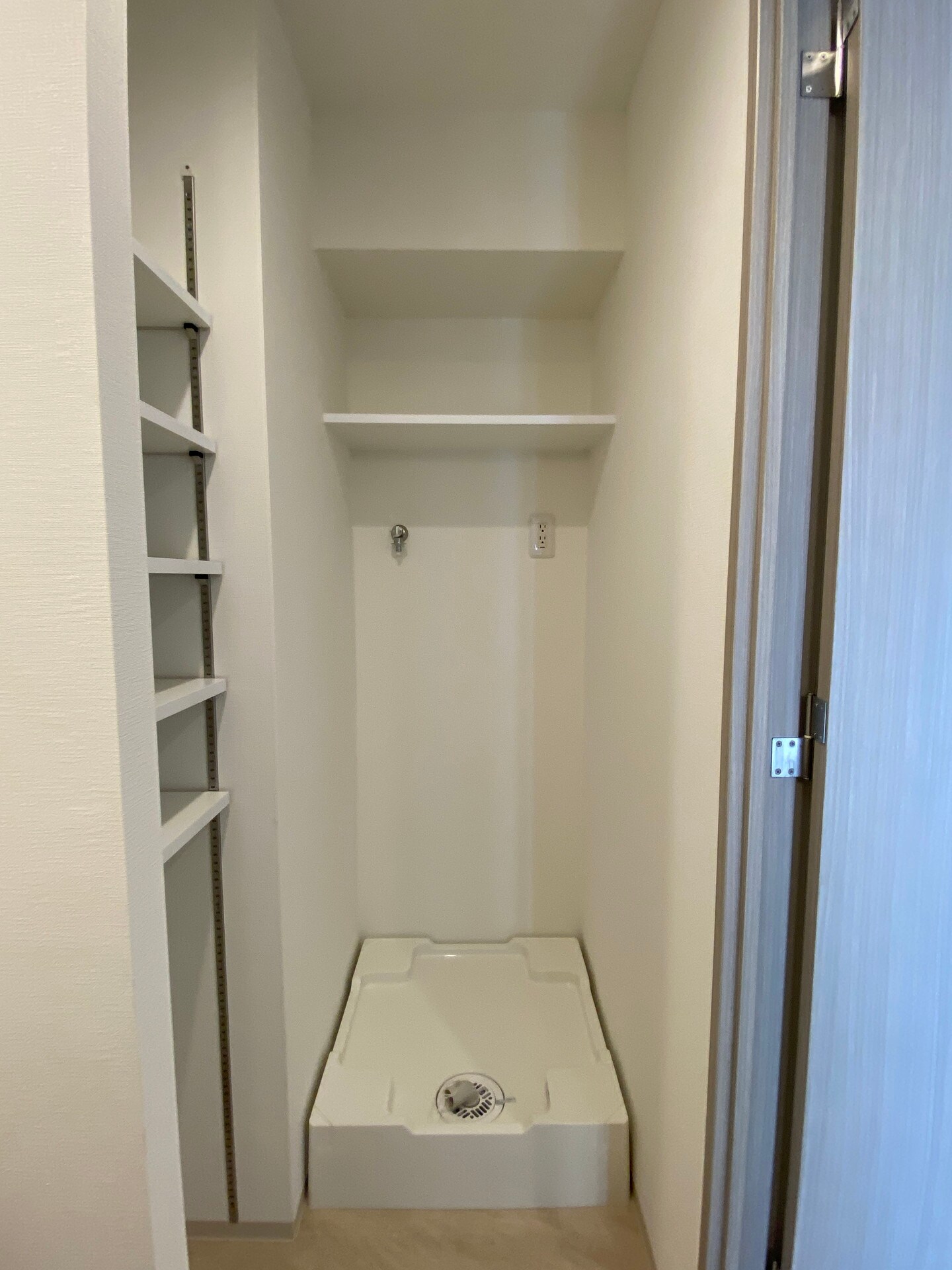 ドゥーエ入谷IIの物件内観写真