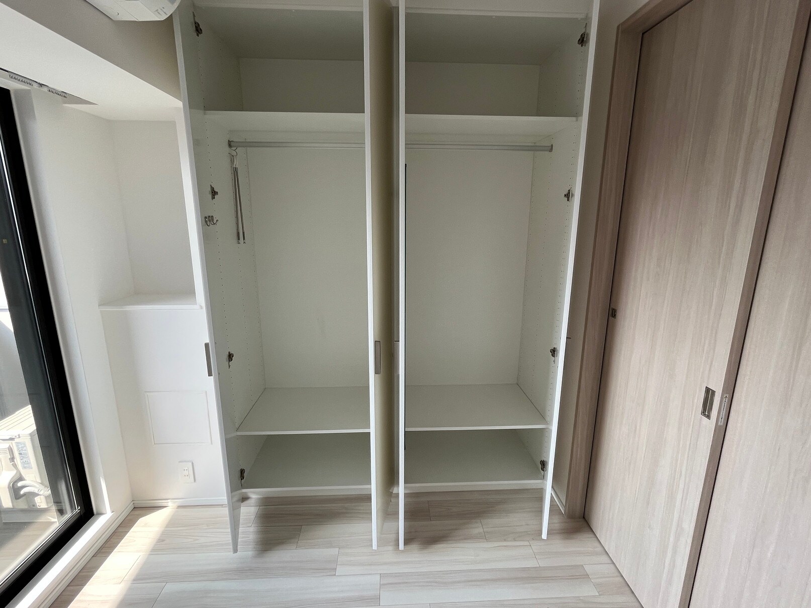 ラティエラ上野入谷の物件内観写真