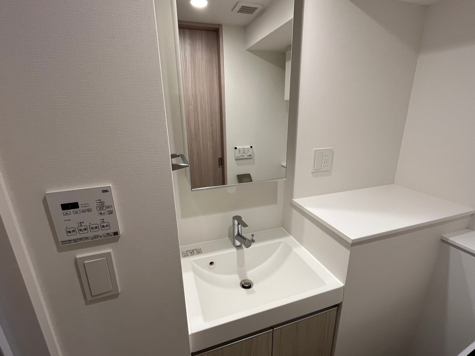 ラティエラ上野入谷の物件内観写真