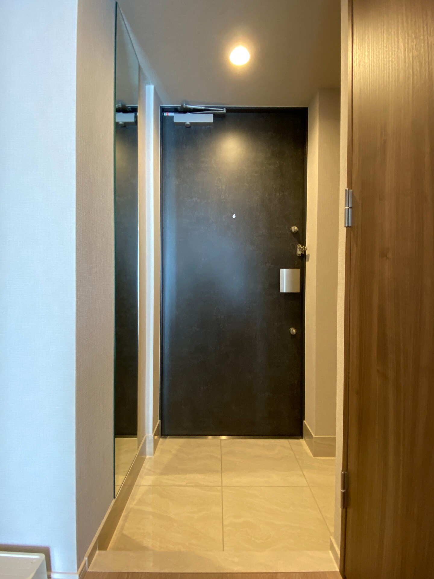 クレストコート町屋の物件内観写真