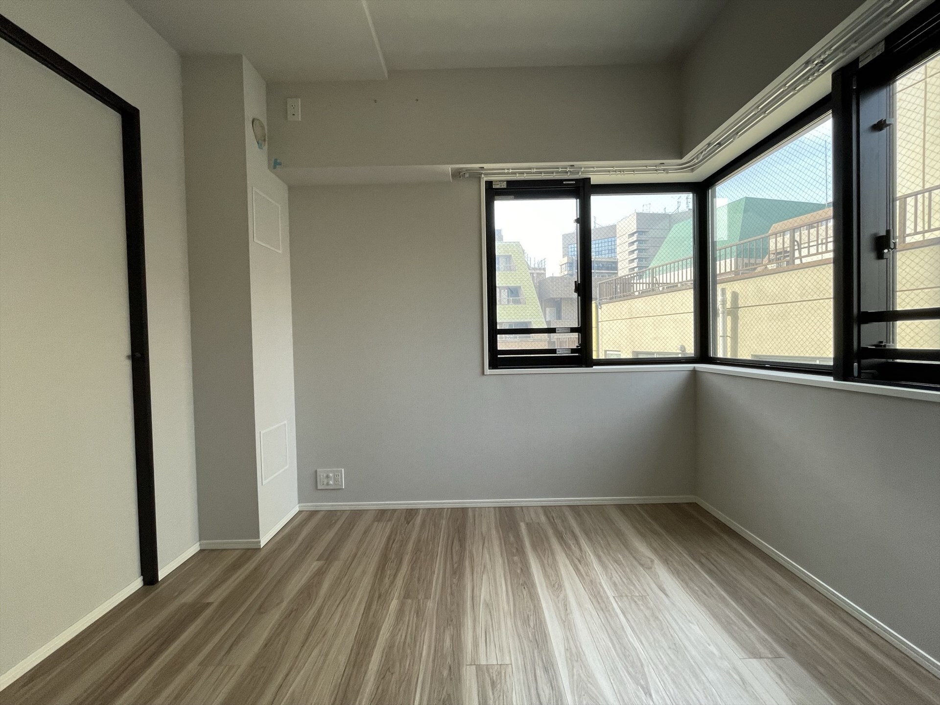 リブクオーレ神保町の物件内観写真