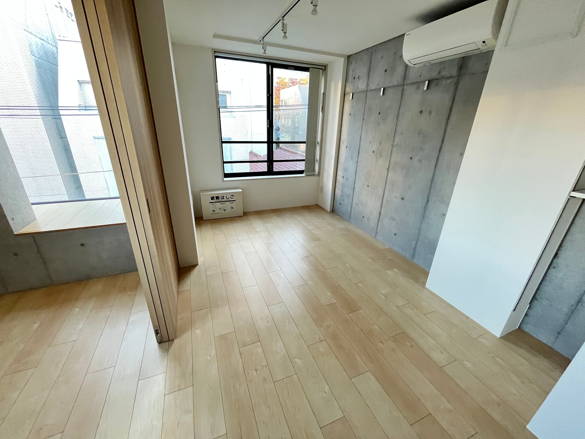 ミリアレジデンス早稲田山吹町の物件内観写真