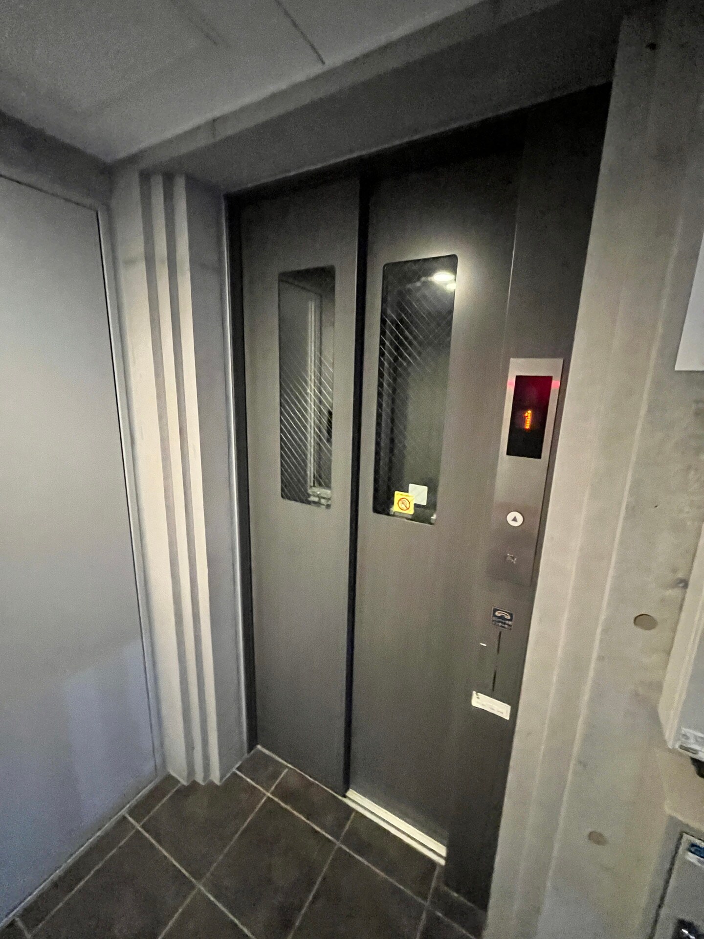 ミリアレジデンス早稲田山吹町の物件内観写真