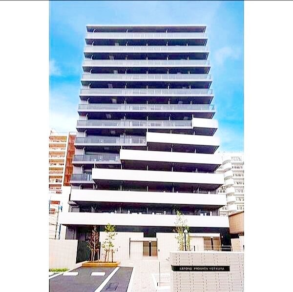 ルフォンプログレ四谷の物件外観写真