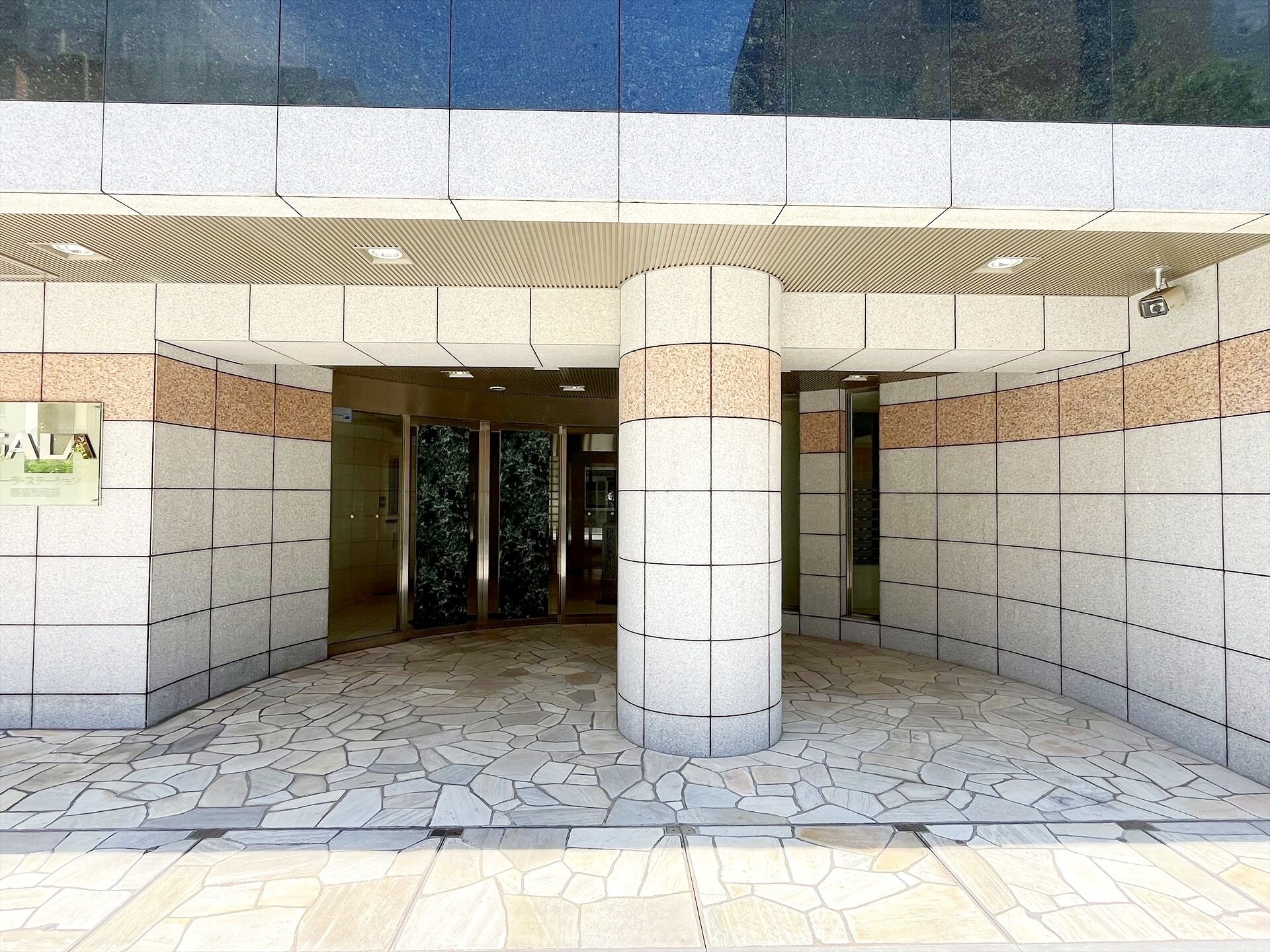 新宿御苑前マンションの物件内観写真