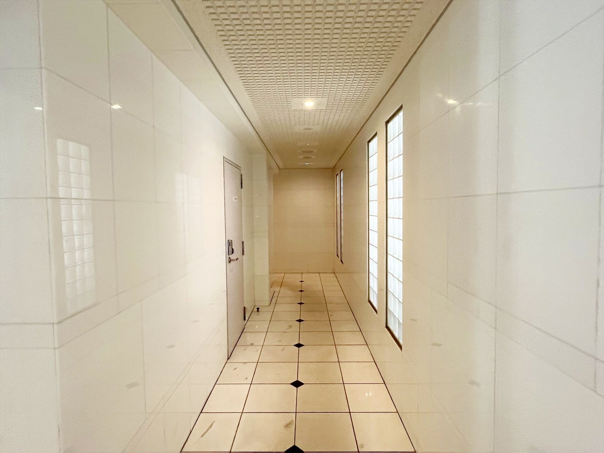 新宿御苑前マンションの物件内観写真