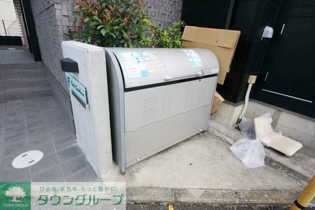 エフパークレジデンス妙蓮寺の物件内観写真