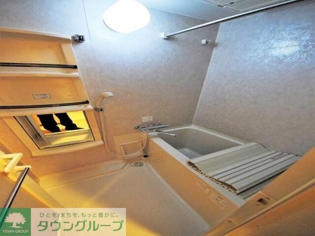 グリフィン新横浜・七番館の物件内観写真