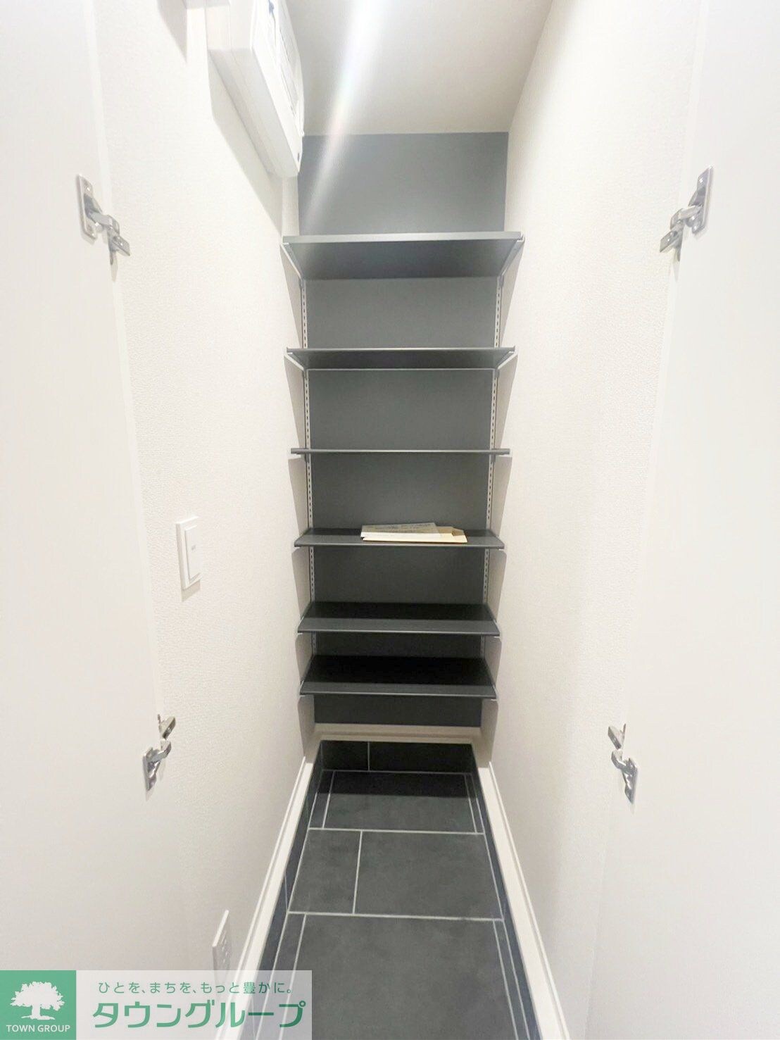 イズミレジデンスの物件内観写真