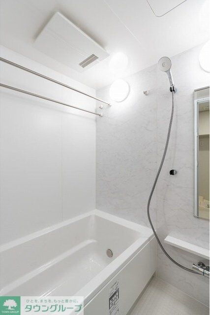 コンフォリア・リヴ東池袋の物件内観写真