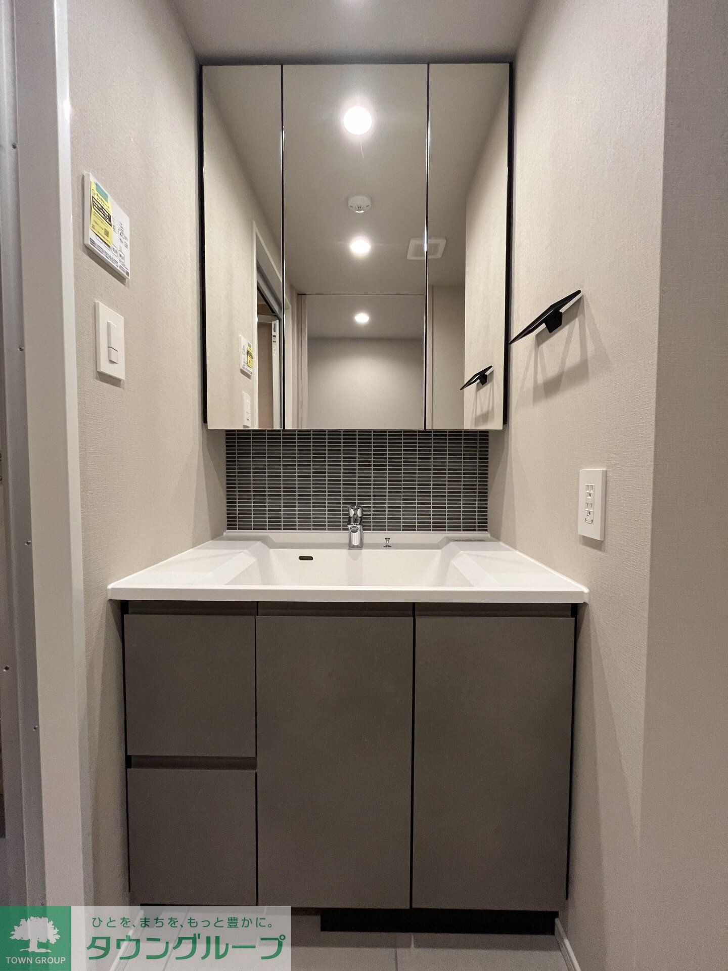 シーズンフラッツ新大塚の物件内観写真