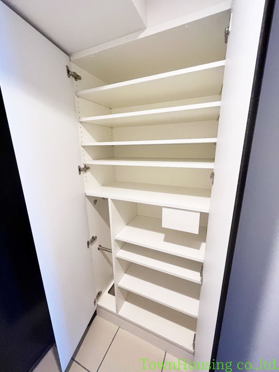 ジェノヴィア目黒南グリーンヴェールの物件内観写真