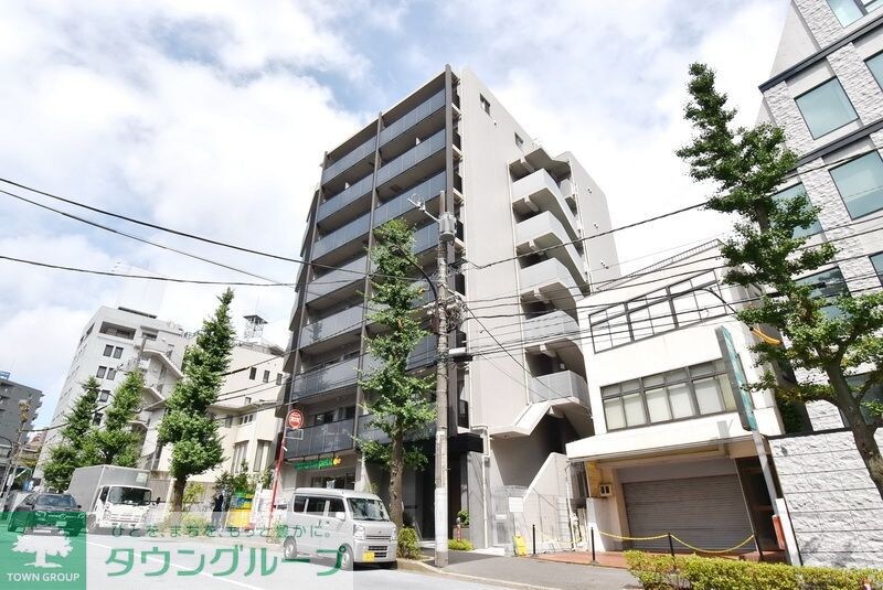 プリマリード南青山の物件外観写真