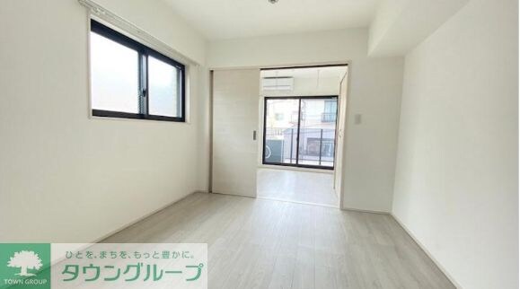 ＣＯＭＰＯＳＩＴＥ目黒学芸大学ＴＨＥＰＡＲＫの物件内観写真