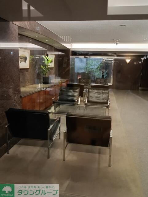 ロイヤルハウス都立大の物件内観写真