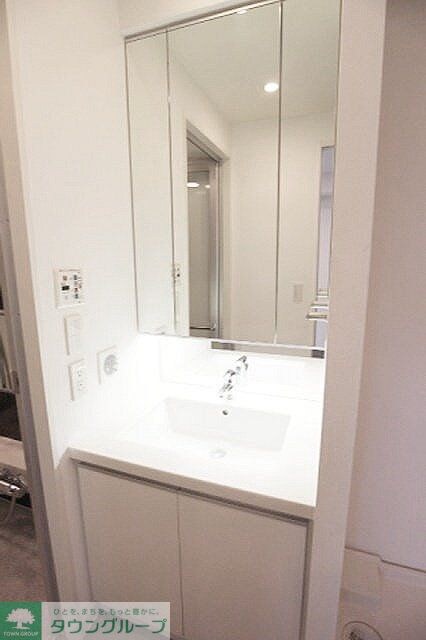 プライムアーバン麻布霞町の物件内観写真