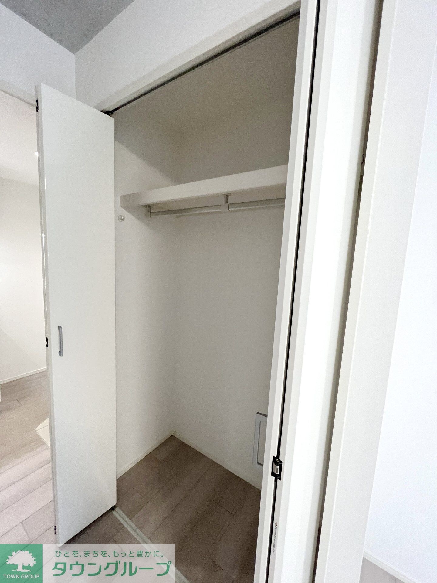 STRIPES 不動前の物件内観写真