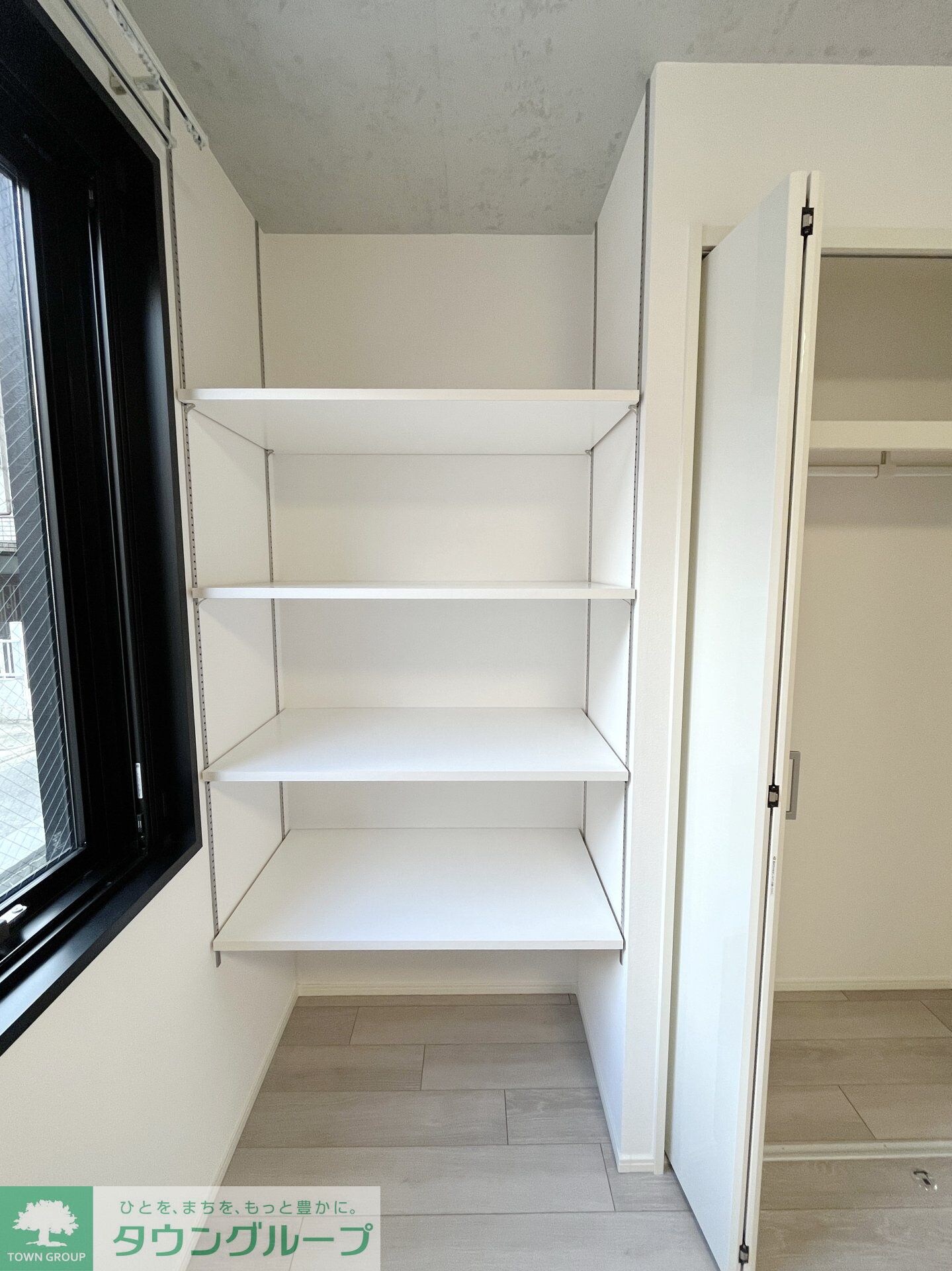 STRIPES 不動前の物件内観写真