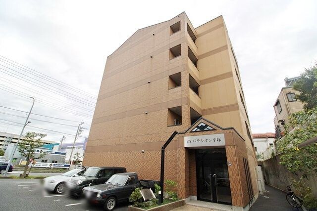 パラシオン平塚の物件外観写真