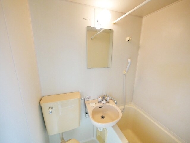 ノイエハイム高津の物件内観写真