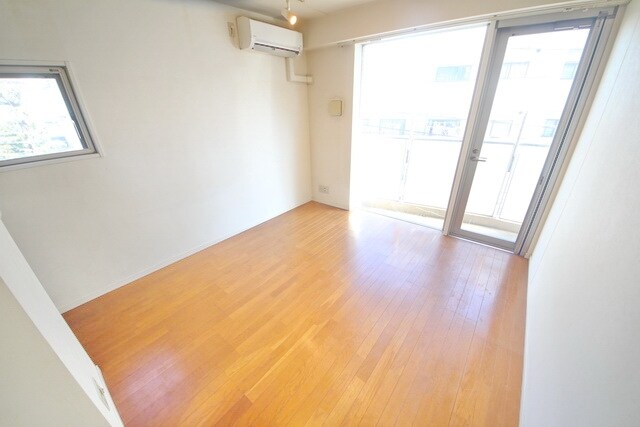 メゾンドール鷺沼の物件内観写真