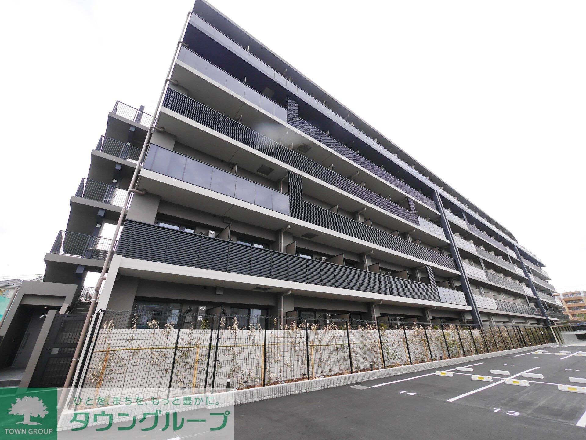 オープンブルーム二子の物件外観写真