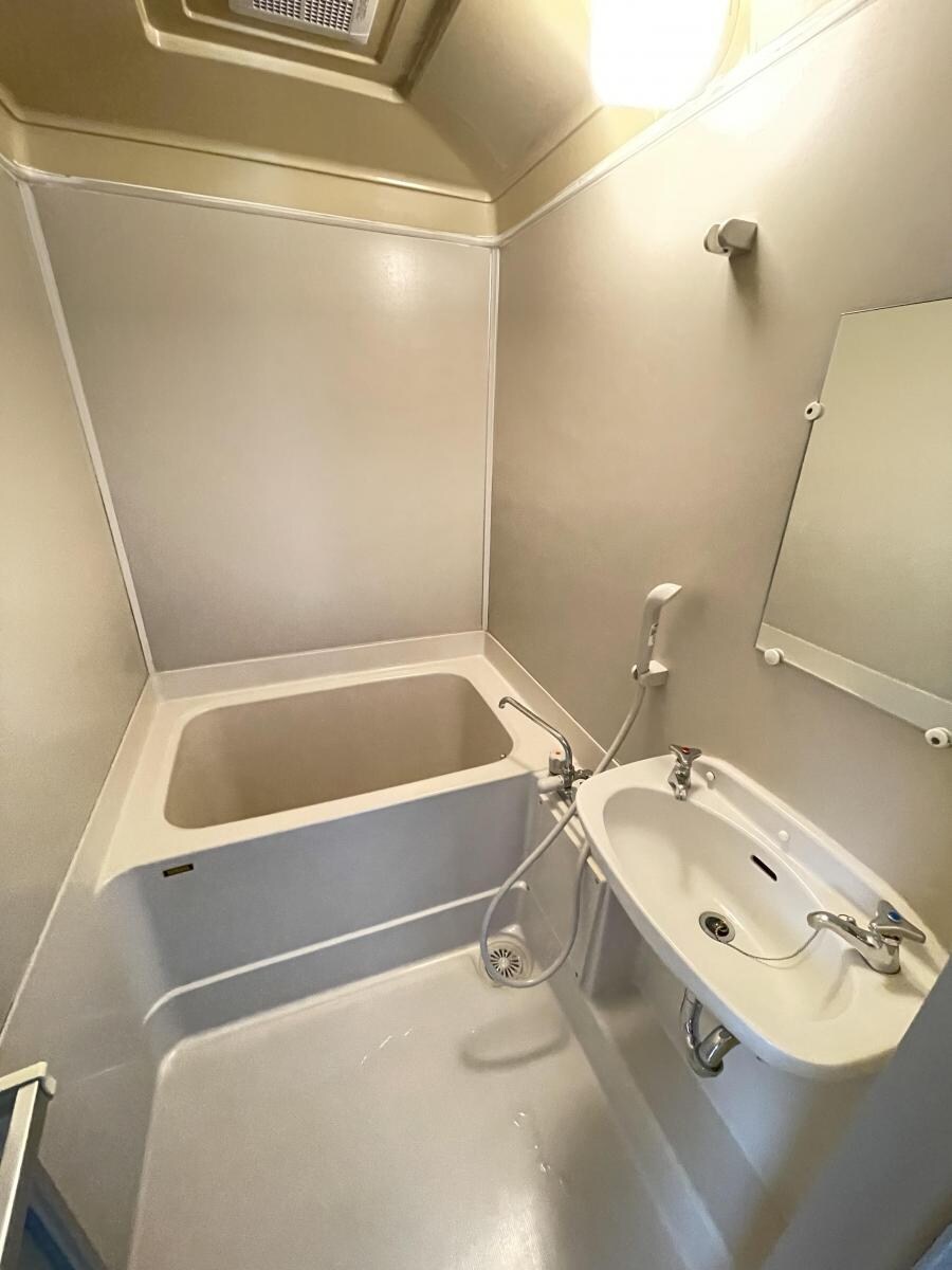 パレス金森台の物件内観写真