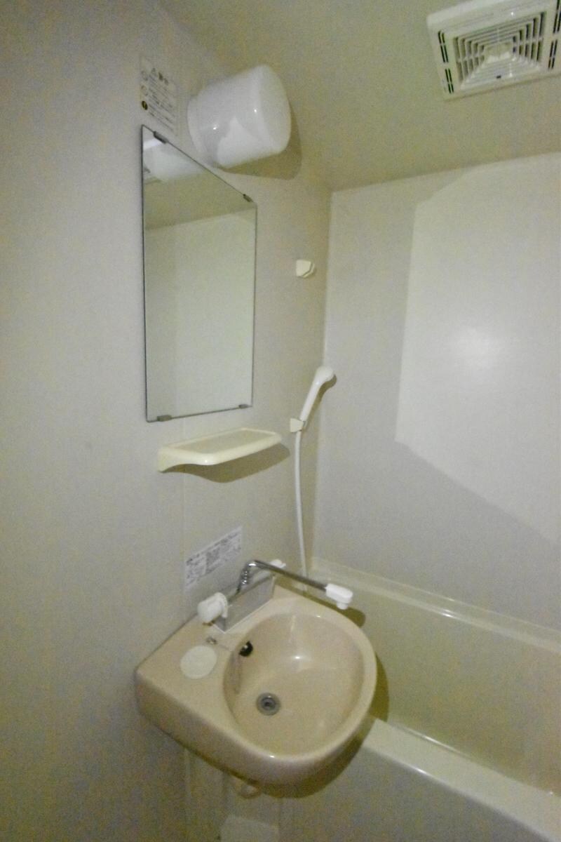 レオパレス鶴園の物件内観写真