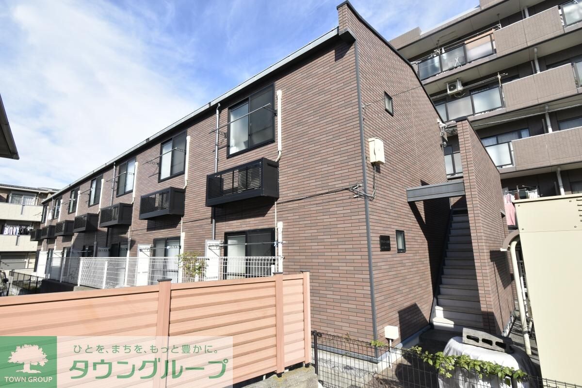 プランドール鶴間の物件外観写真