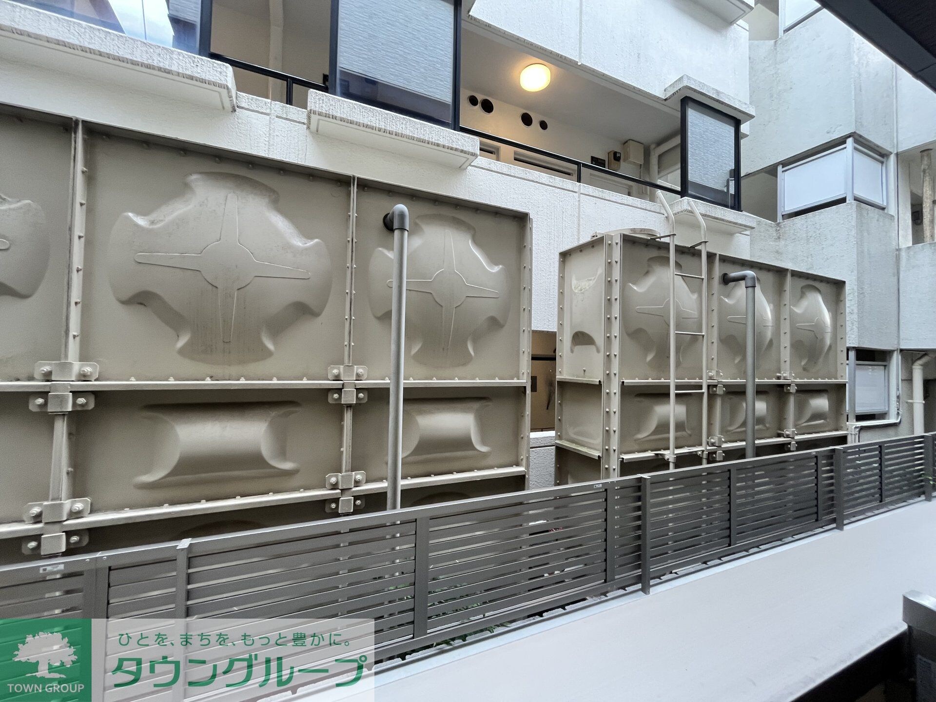 ラージフィールドIIの物件内観写真