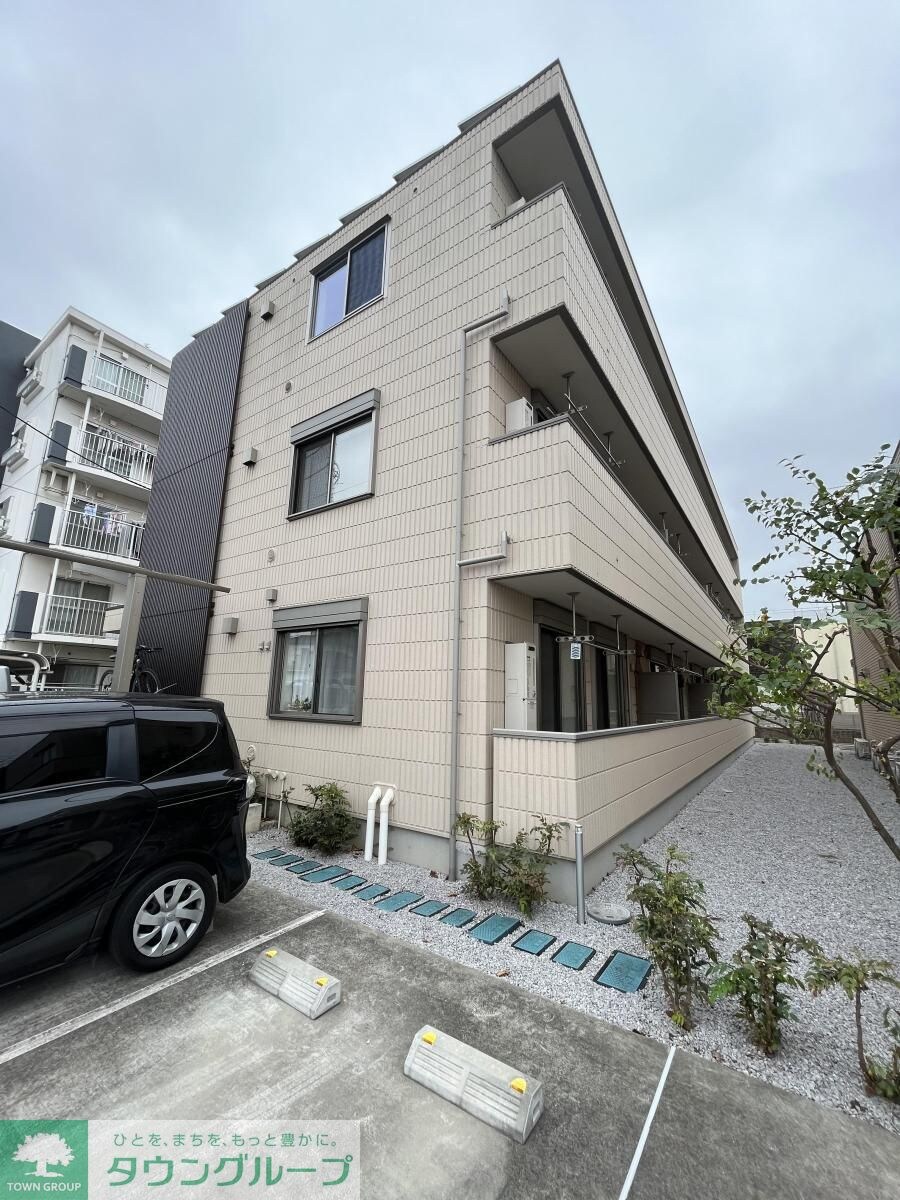 ラフィネスの物件外観写真