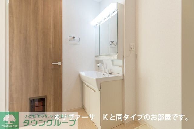 コリーナ　アルモ　Ｅの物件内観写真