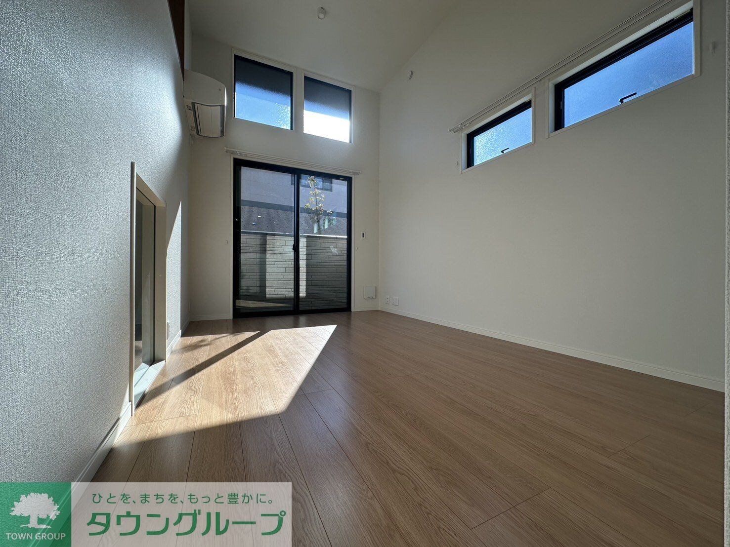 ファビラスハウスA棟の物件内観写真