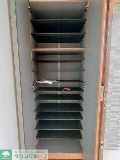 アドラブールの物件内観写真