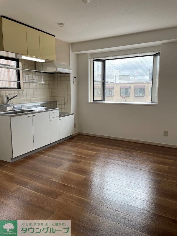 ルミエール上杉の物件内観写真