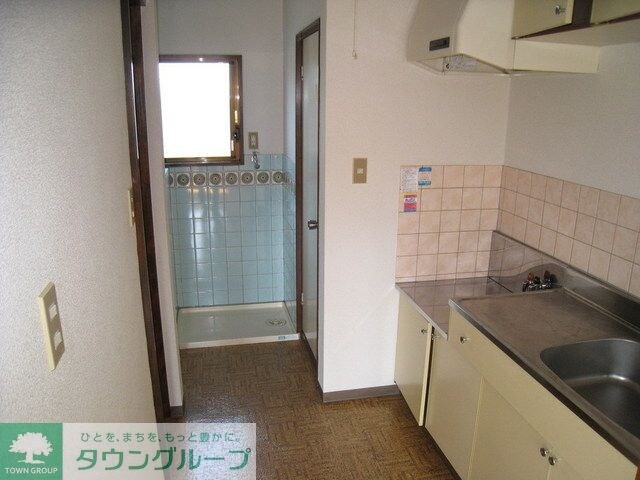 ロードサイドコスモス　の物件内観写真