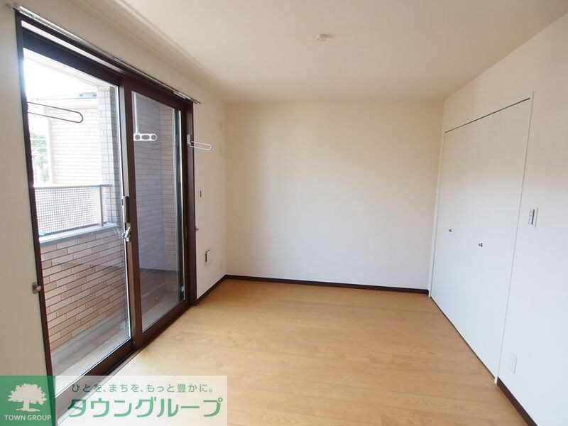 Ｌｕｓｔ　Ｓｔｒａｈｌの物件内観写真