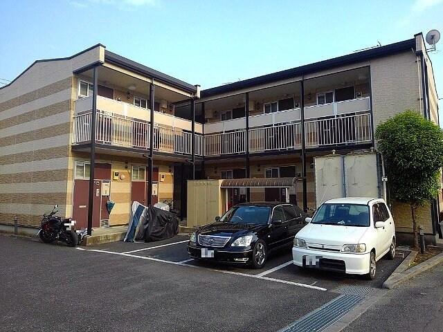 レオパレスエルハーベンの物件外観写真